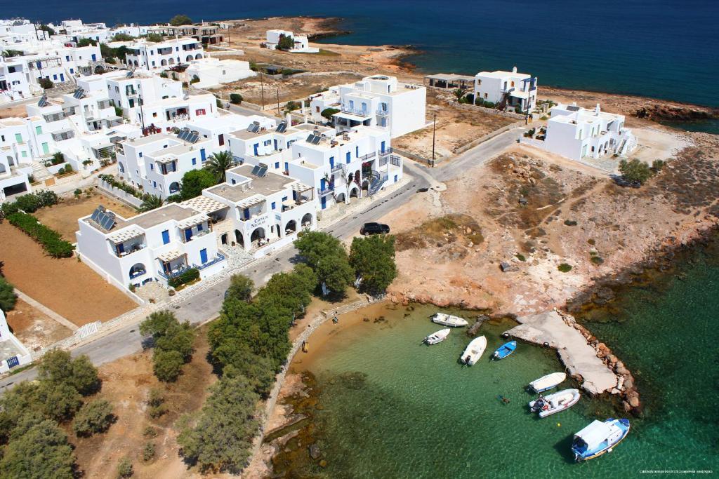 Cavos Beatnik Hotel Науса Екстериор снимка